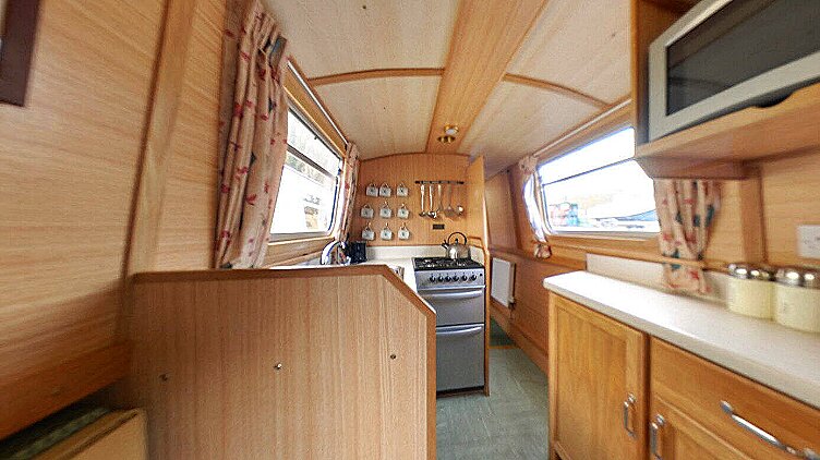 Swallow, 4–8 Personen